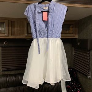 Super cute sun dress!